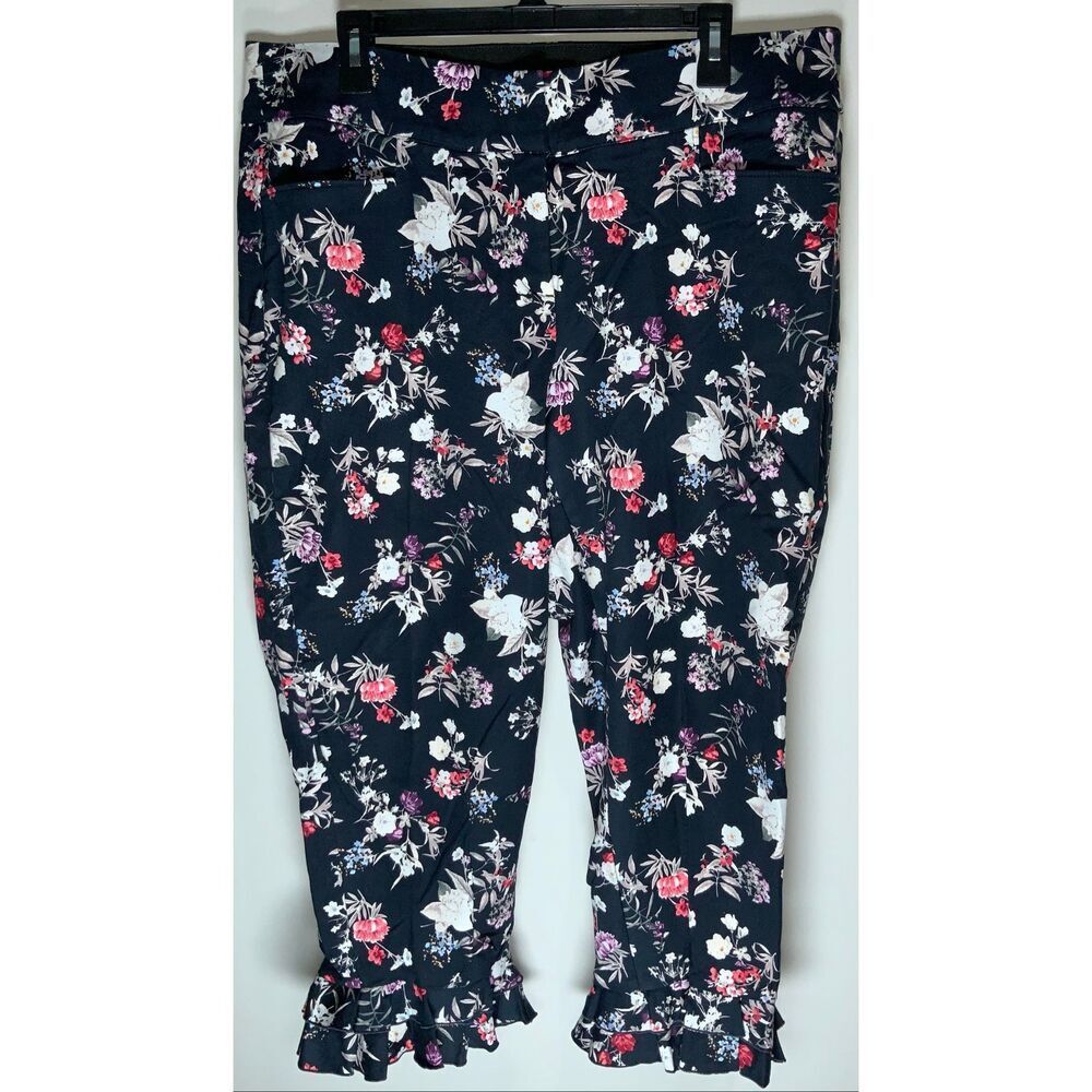 Lane Bryant navy blue floral cropped pants size 16